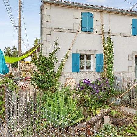 Appartement Accueillant A Mortagne Sur Gironde 45 M² Terrasse Exterior foto